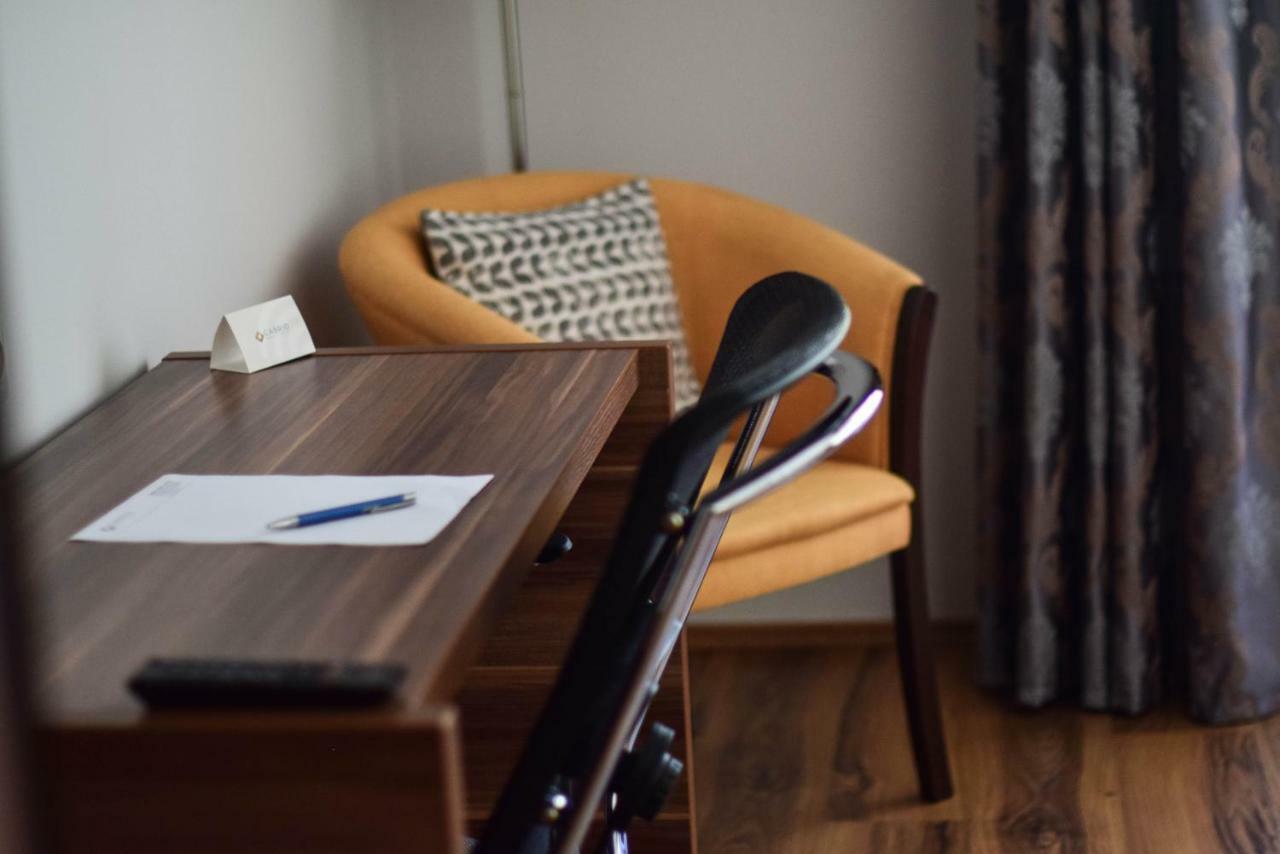 Cabrio Apart Hotel Cluj-Napoca Buitenkant foto