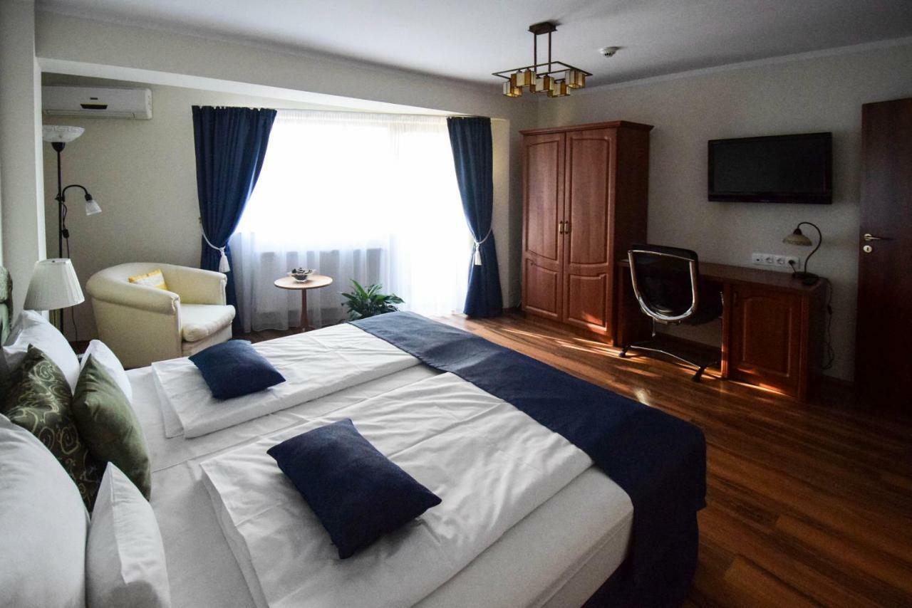 Cabrio Apart Hotel Cluj-Napoca Buitenkant foto