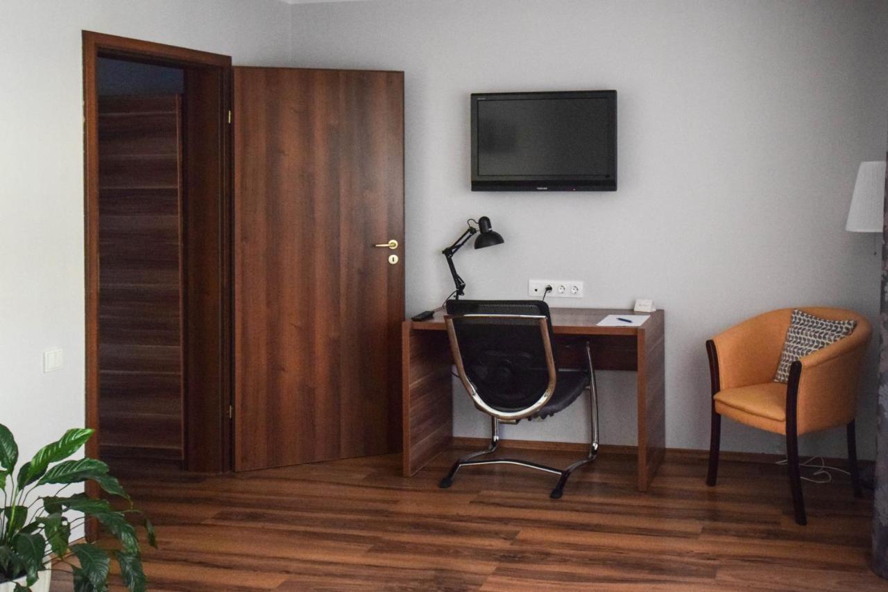 Cabrio Apart Hotel Cluj-Napoca Buitenkant foto