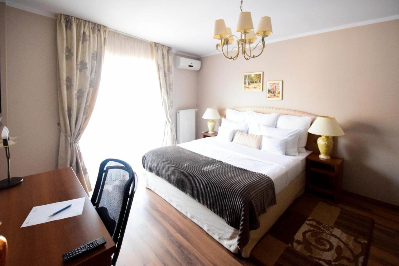 Cabrio Apart Hotel Cluj-Napoca Buitenkant foto