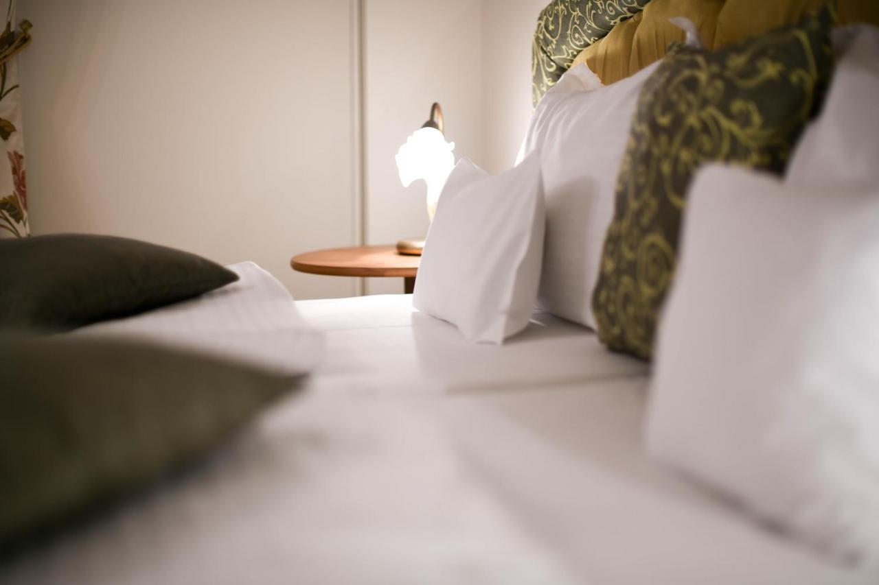 Cabrio Apart Hotel Cluj-Napoca Buitenkant foto